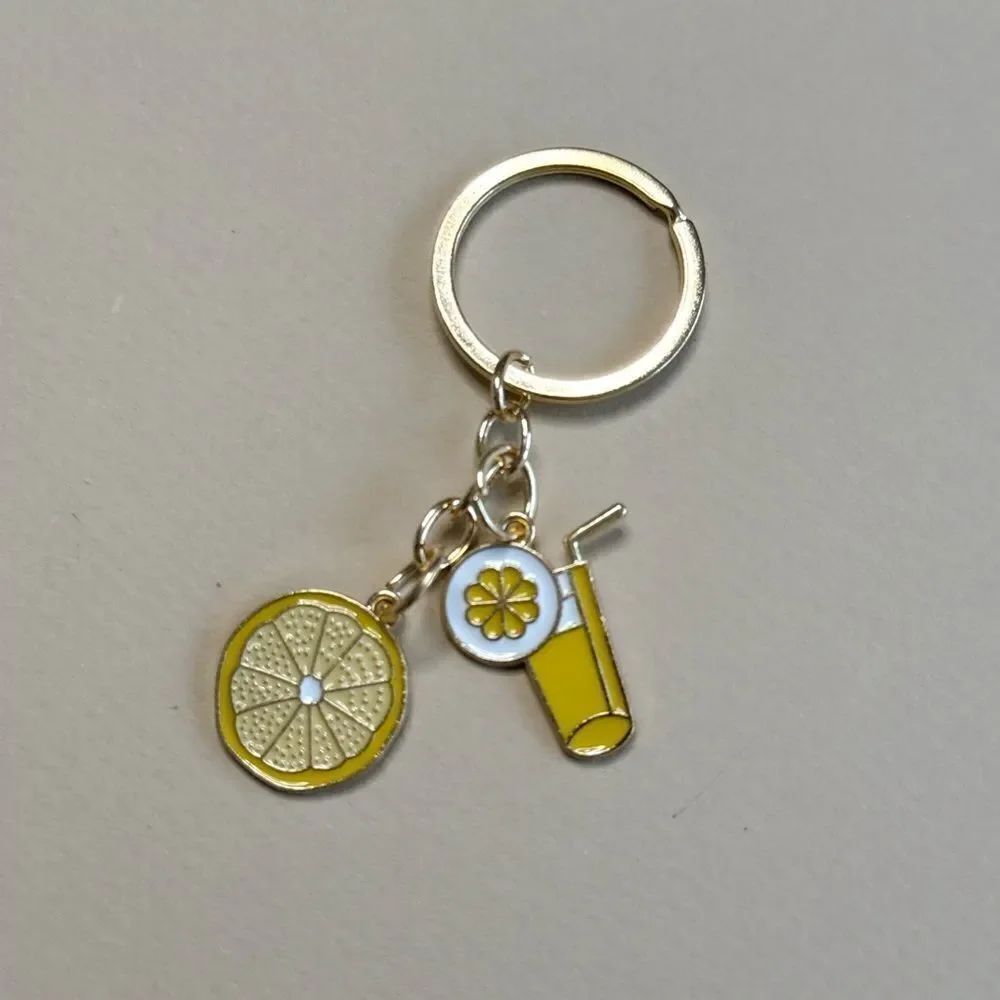 Lemon Keychain S1044 - Picture 2 of 3